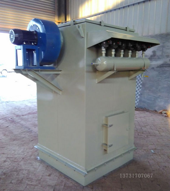 山東（dōng）濟寧三（sān）一攪拌站配套倉頂布袋除（chú）塵器今日已發貨