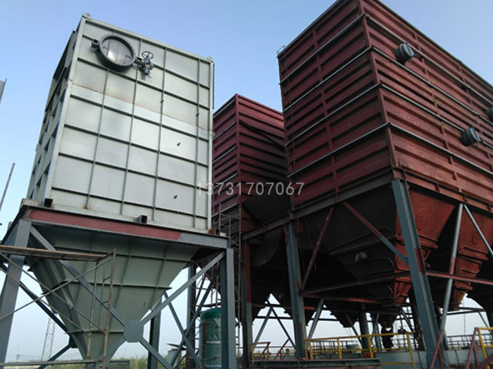 唐山遷安鋼（gāng）廠除塵器安裝現場