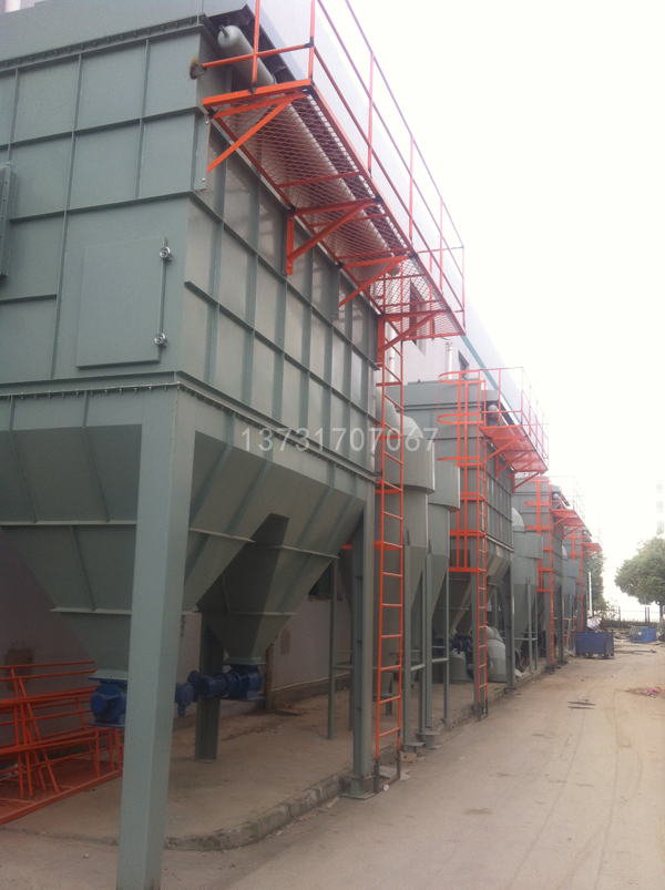 噴（pēn）砂房除塵器效果不理想怎麽（me）辦（bàn）