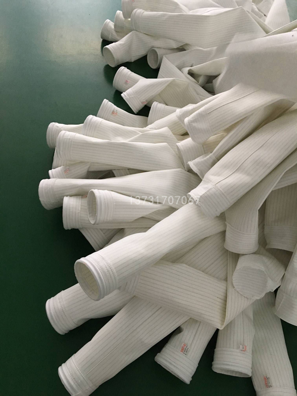 石（shí）家（jiā）莊（zhuāng）奧豐鋼鐵燒結機尾除塵器於2017年12月8日安裝（zhuāng）完畢