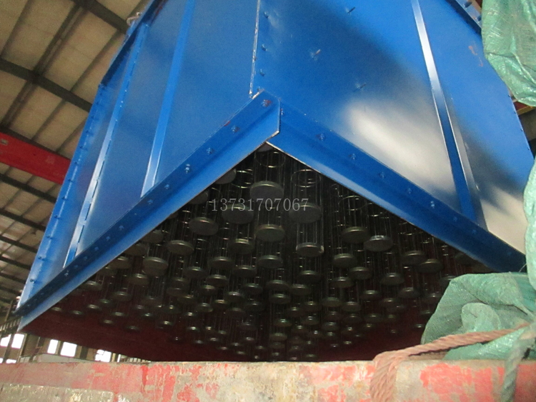 保定安新縣蘆葦破碎機布袋除塵（chén）器今日發貨