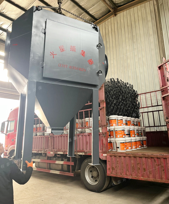 生物質鍋爐（lú）布袋除塵（chén）器（qì）火星捕（bǔ）集器的（de）應用