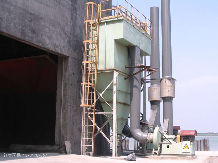 防止除塵器（qì）灰鬥內粉塵搭橋堵（dǔ）灰