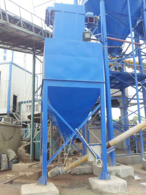 攪（jiǎo）拌站倉頂除塵器改造為集中地（dì）麵除塵器 勢在必行